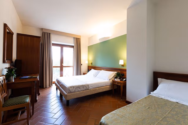 Triple Room