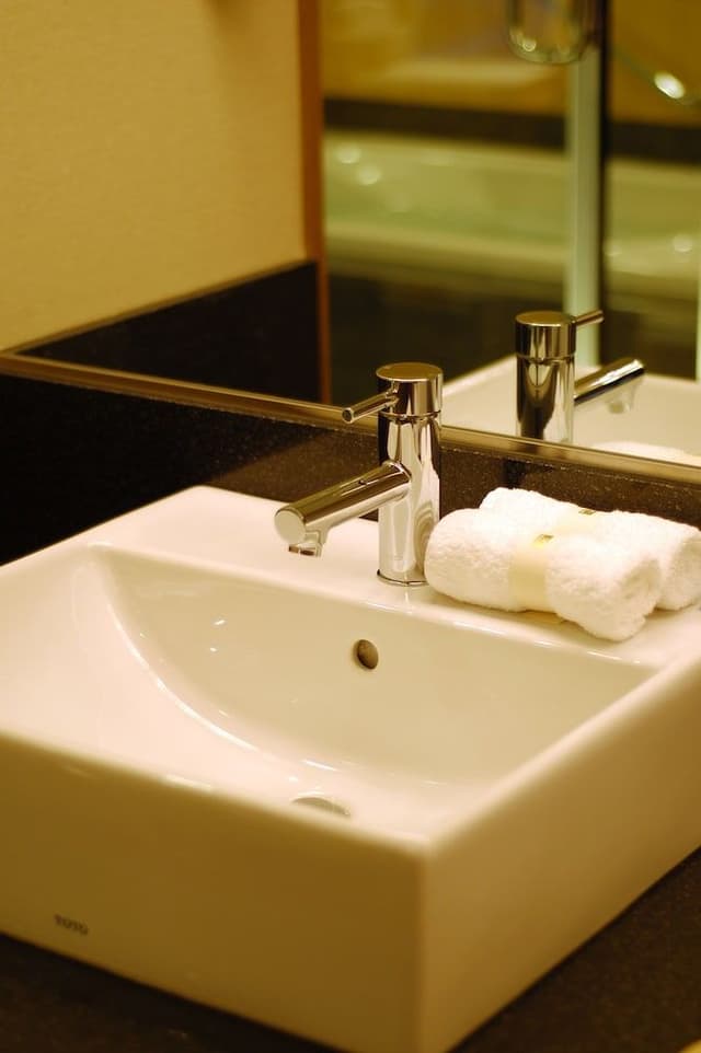 King Hilton Room