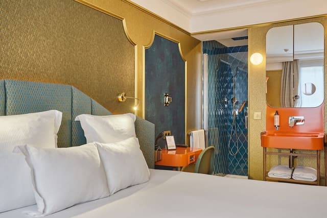 Superior Double Room (Moon blue)