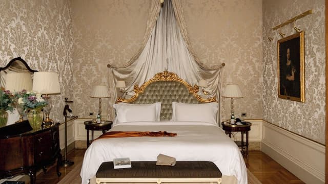 Signature Suite