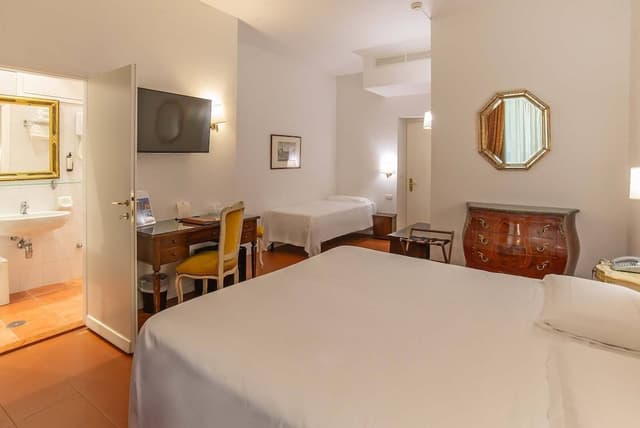 Triple Room