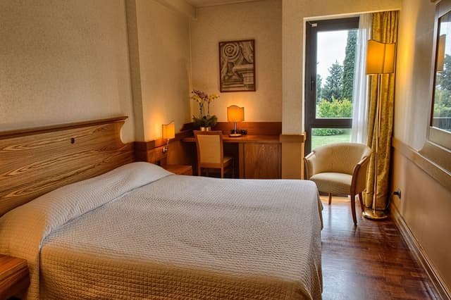 Classic Single Room