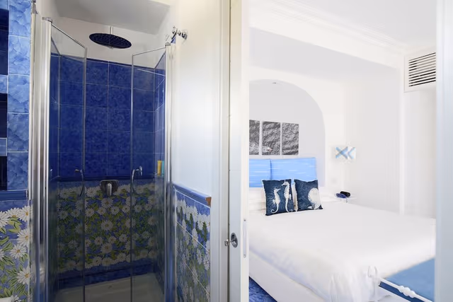 Attic Room and 60sm Terrace Solarium, Sea View
