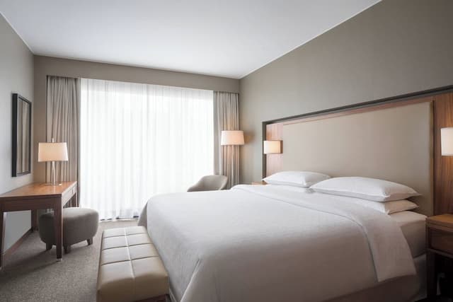 Suite, 1 Bedroom, Balcony