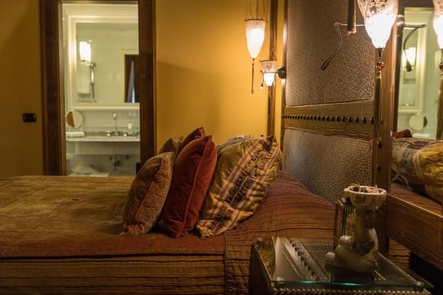 Junior Suite (Executive Tuscan)