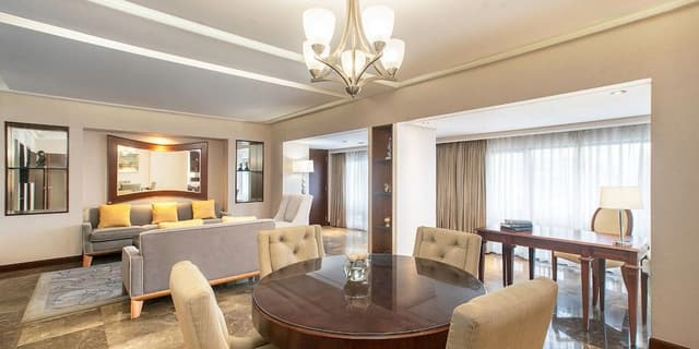 Ambassador Suite