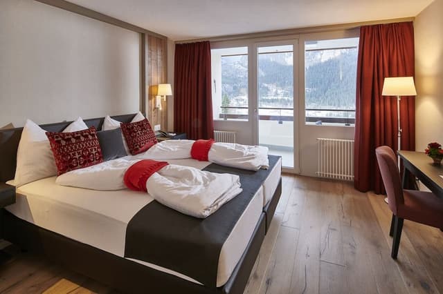 Jungfrau Suite