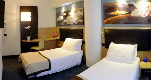 Double Room, 2 Twin Beds