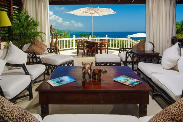 3 Bedroom Classic private pool