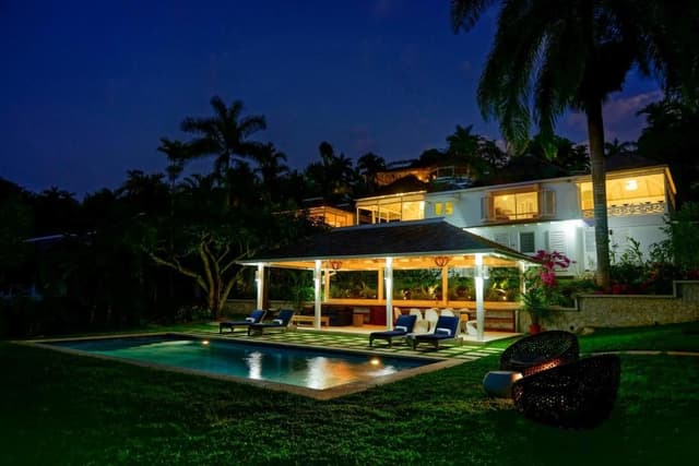 3 Bedroom Classic private pool
