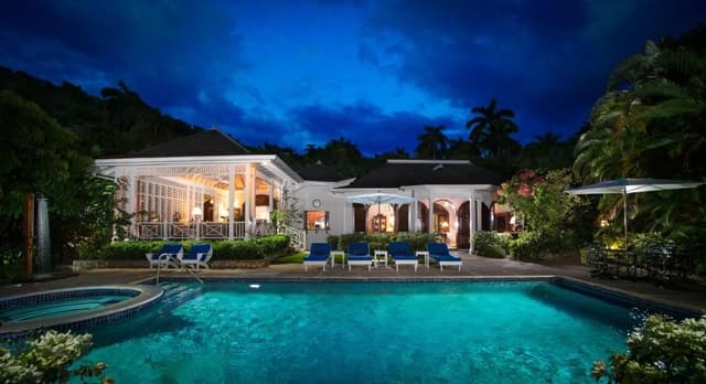 3 Bedroom Signature private pool