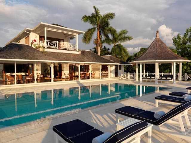 6 Bedroom Signature Villa private pool