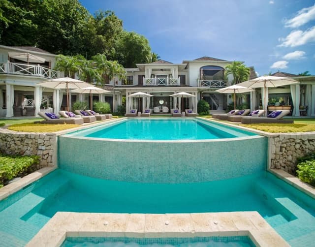 5 Bedroom Estate Villa