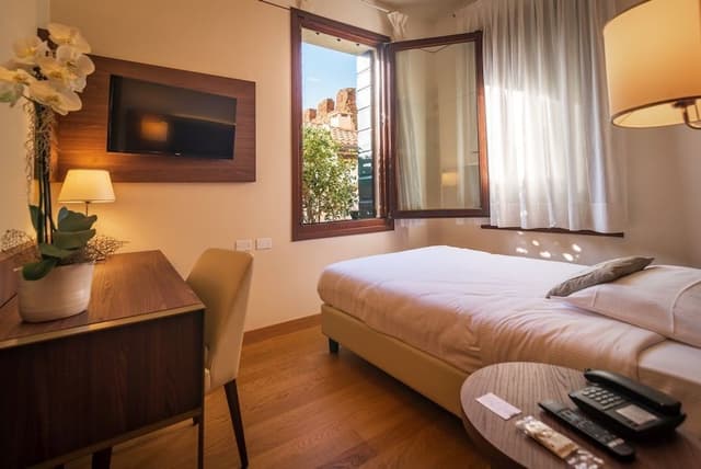 Single Room