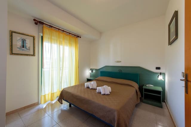 Double Room Single Use