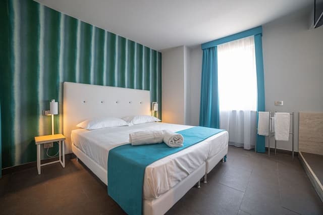 Junior Suite (Top Floor)