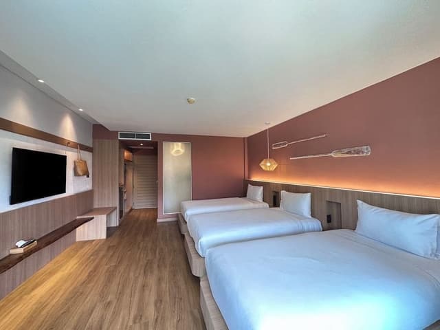 Premier Triple Room