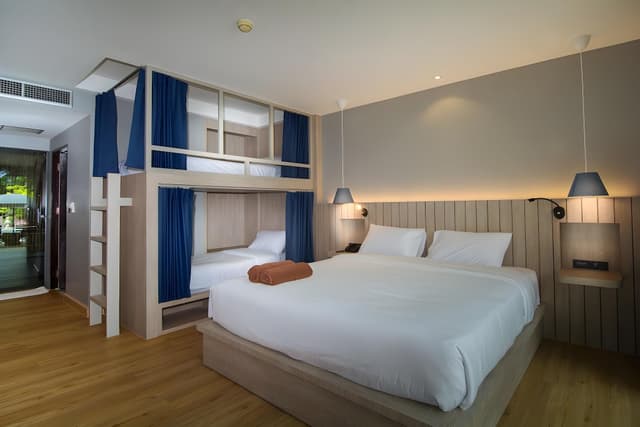 Deluxe Quadruple Room
