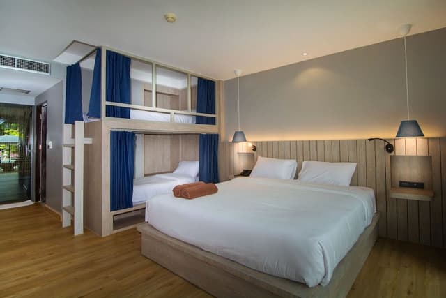 Deluxe Quadruple Room