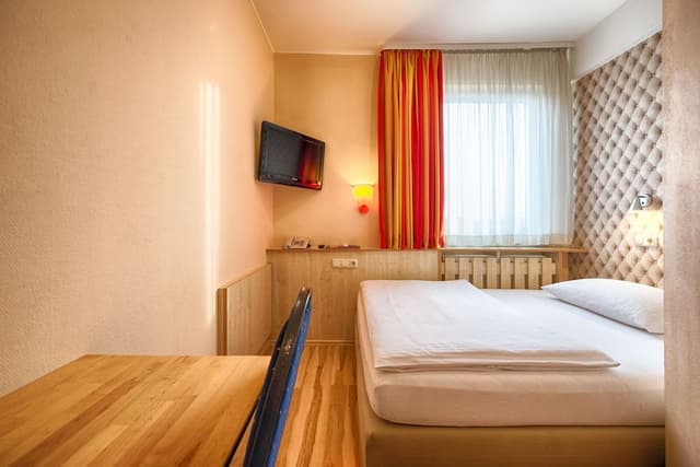 Comfort Single Room