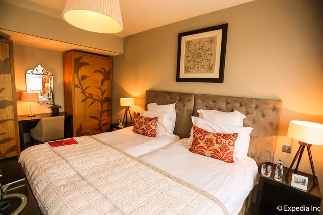 Luxury Twin Room