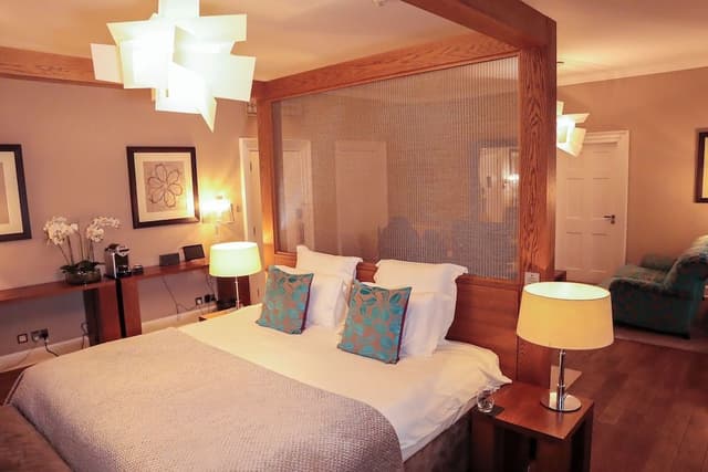 Georgian Suite