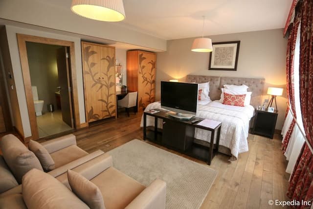 Luxury Twin Room