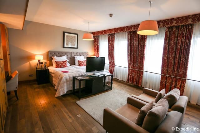 Luxury Twin Room