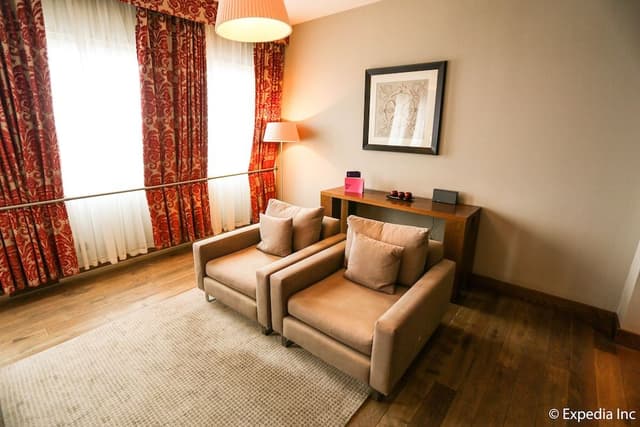 Luxury Twin Room