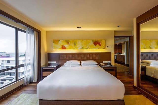 Regency, Suite