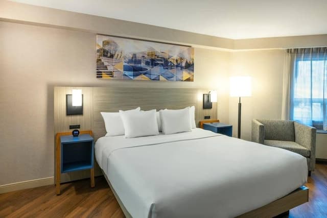 Room, 1 King Bed with Sofa bed, Non Smoking