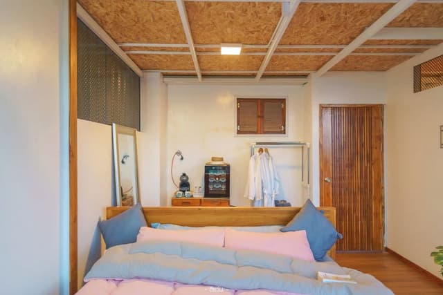 Panorama King Room
