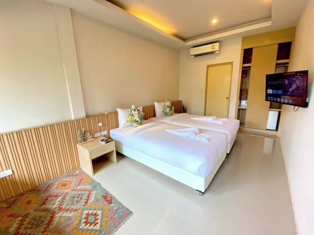 Deluxe Twin Room