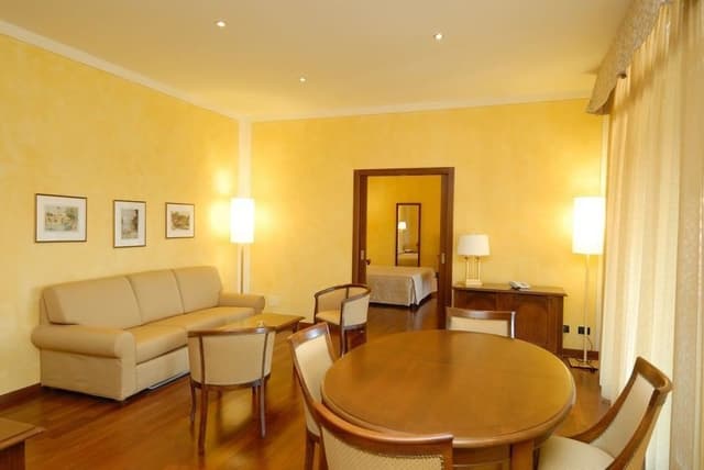 Junior Suite, 2 Queen Beds