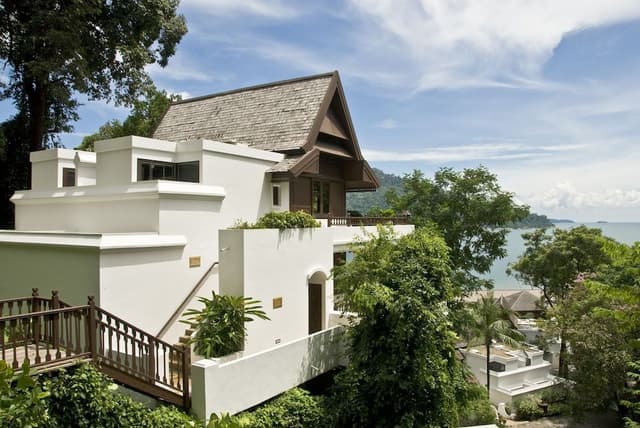 Tropical Hill Villa