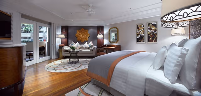 Classic Room, 1 King Bed, Balcony, Garden View