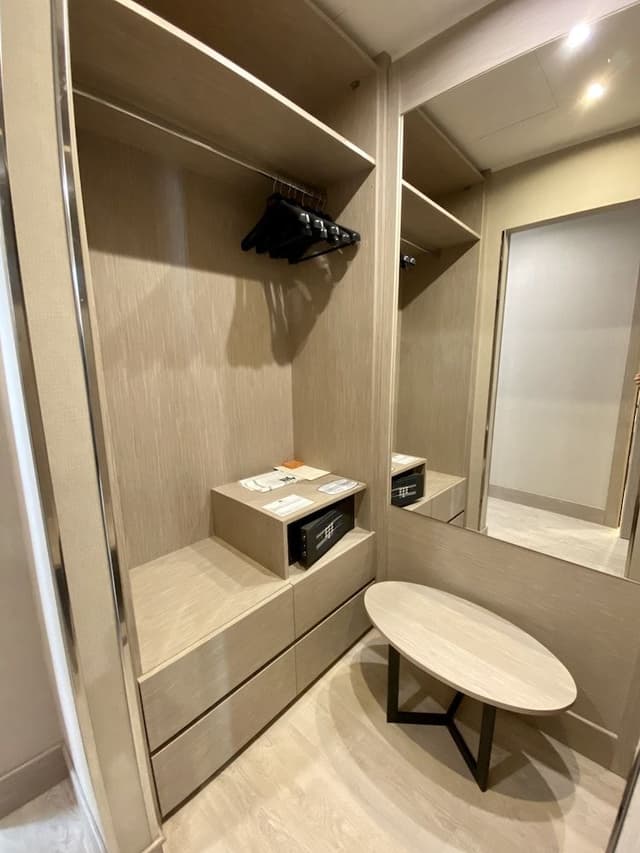 Luxury Suite