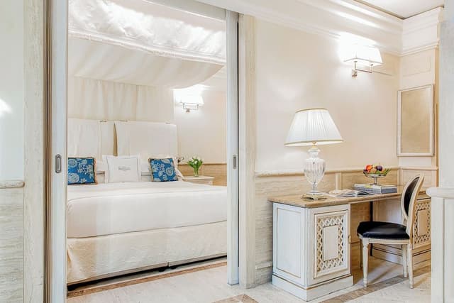 Junior Suite, City View