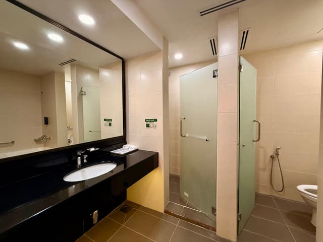 Executive Suite with One King Bed