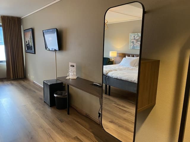Superior Twin Room, Lake View