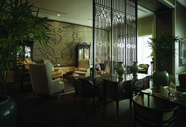 Studio Suite Twin