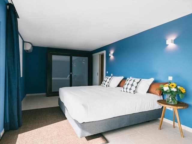 Sunset Apartment