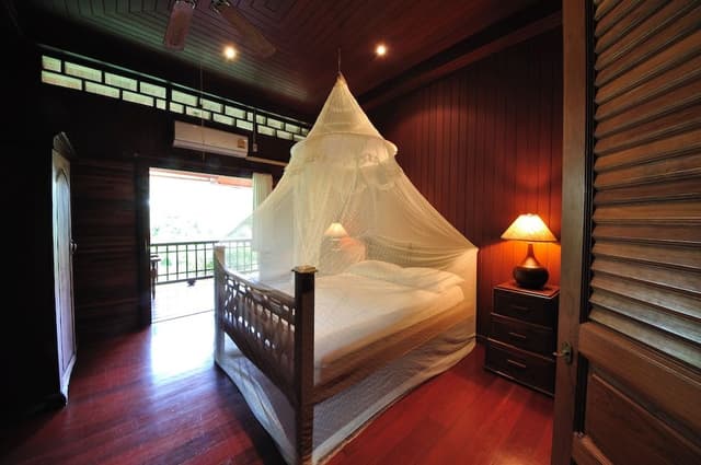 3 Bedroom Baanmai Thai Villa, Free Round-trip Boat Transfer