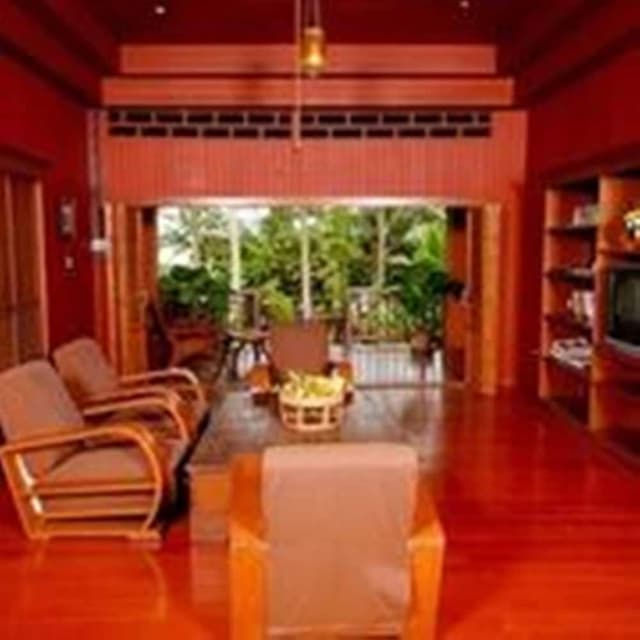3 Bedroom Baanmai Thai Villa, Free Round-trip Boat Transfer