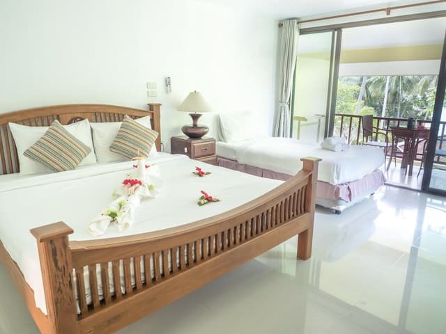 Deluxe Grand Seaview, Free Round-trip Boat Transfer