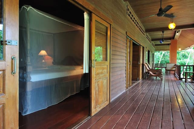 3 Bedroom Baanmai Thai Villa, Free Round-trip Boat Transfer