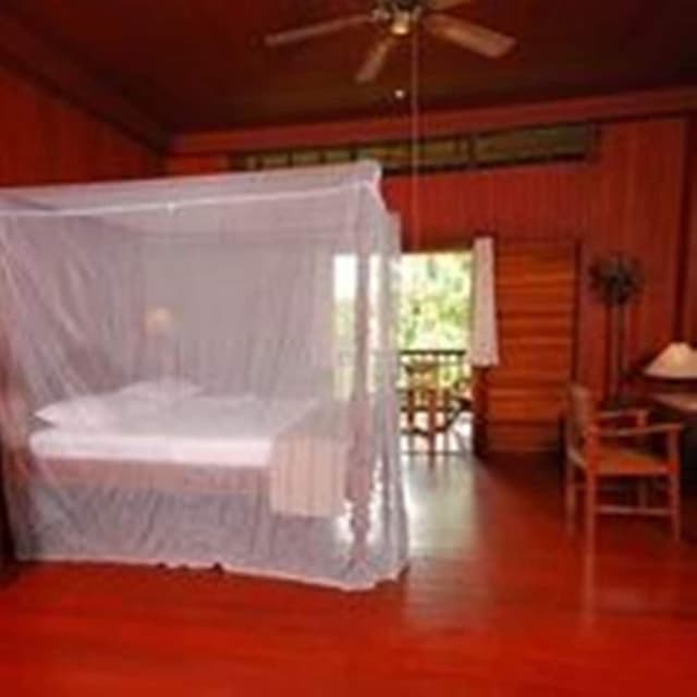 3 Bedroom Baanmai Thai Villa, Free Round-trip Boat Transfer