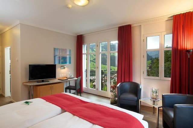 Classic Double or Twin Room - Garden View with A/C