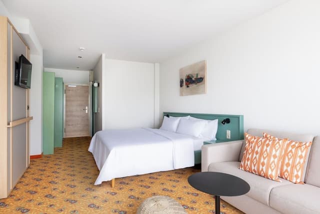 Family Room - incl. 1x 2 h entry to the adventure pool p. P. / night (without use of sauna)