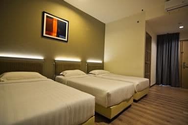 Deluxe Triple (Room Only)